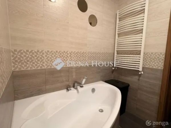 Eladó lakás Debrecen, Belváros 63 nm