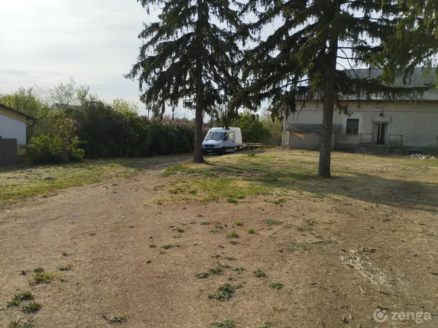 Kiadó kereskedelmi és ipari ingatlan Kápolnásnyék, Pettend 360 nm
