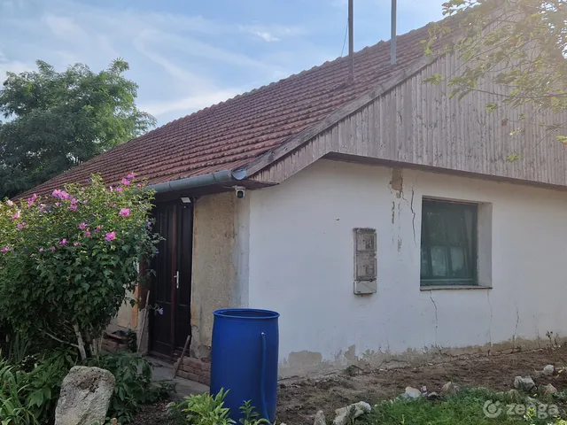 Eladó ház Tiszacsege 60 nm