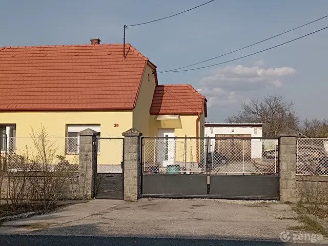 Eladó ház Győr, Gyirmót 76 nm