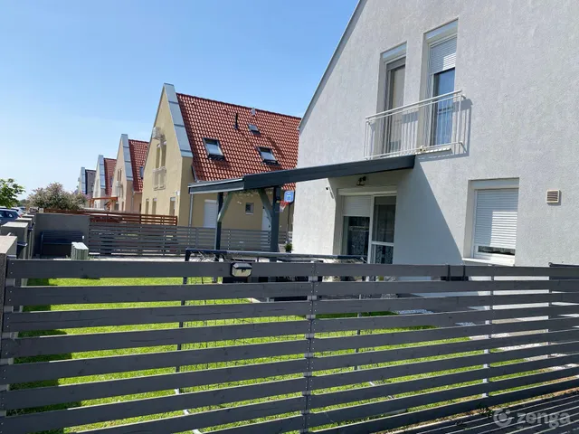 Eladó ház Vác, Csendesréti lakópark 96 nm
