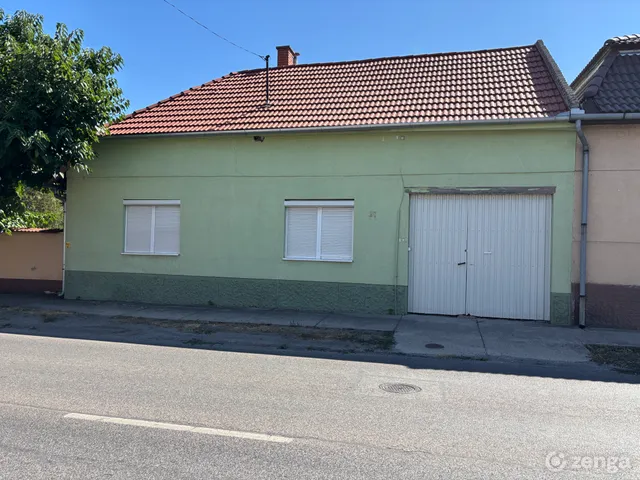 Eladó ház Soltvadkert, Dr Gratzer I u 27 110 nm