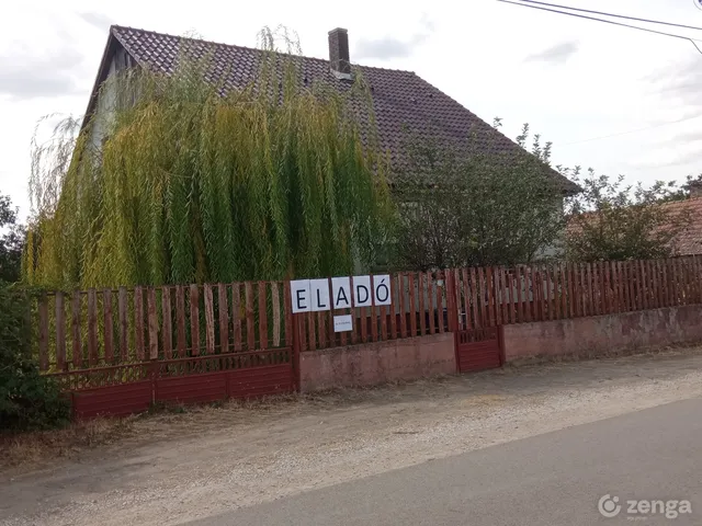 Eladó ház Aba, Petőfi Sándor utca 113 nm