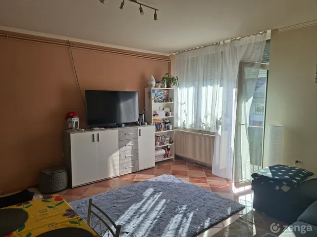 Eladó lakás Visegrád, Újtelep 68 nm