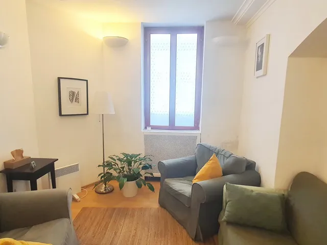 Eladó kereskedelmi és ipari ingatlan Budapest XII. kerület, Hegyvidék 125 nm