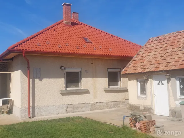 Eladó ház Kecskemét 82 nm