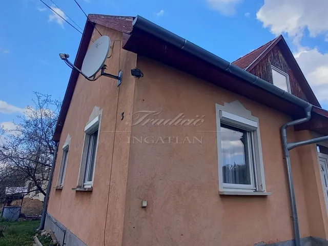 Eladó ház Győrújbarát 130 nm
