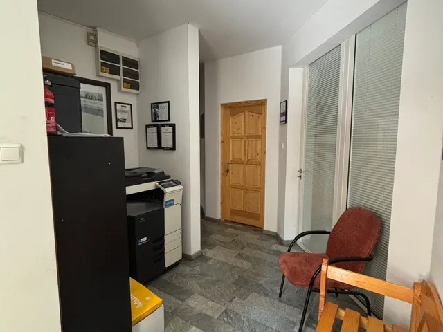Eladó kereskedelmi és ipari ingatlan Budapest X. kerület, Kőbánya 2200 nm