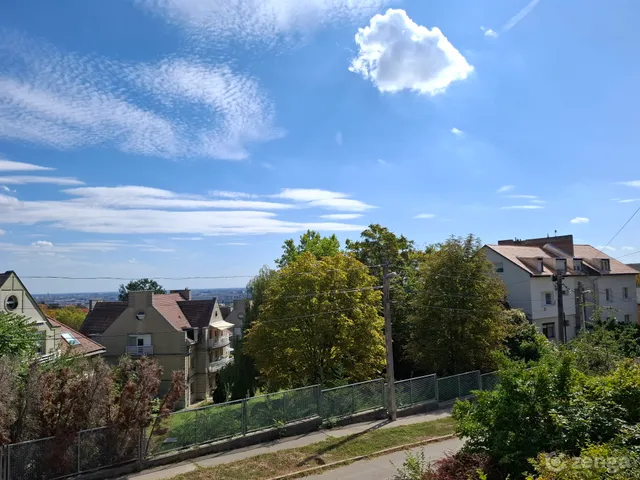 Eladó lakás Budapest XI. kerület, Sasad-Sashegy XI. ker. 111 nm