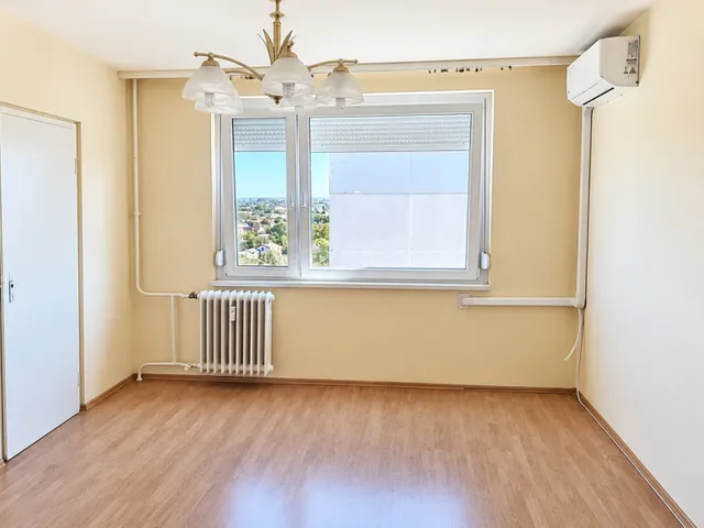 Eladó lakás Debrecen, Dobozi lakótelep 35 nm