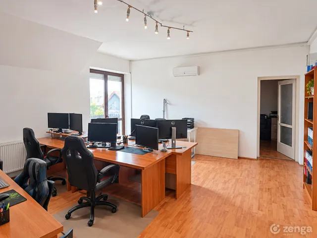 Eladó kereskedelmi és ipari ingatlan Debrecen, Nyulas 232 nm