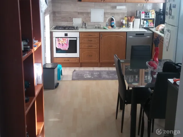 Eladó lakás Miskolc, Selyemrét 56 nm
