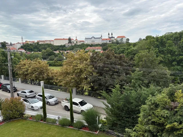 Eladó ház Veszprém 334 nm