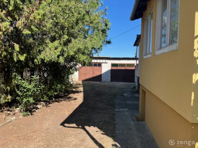 Eladó lakás Veszprém, Dózsaváros 68 nm