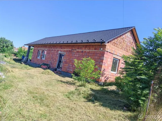 Eladó lakás Karcag, Baross utca 20 140 nm