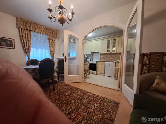 Eladó lakás Eger, Ráchóstya 38 nm
