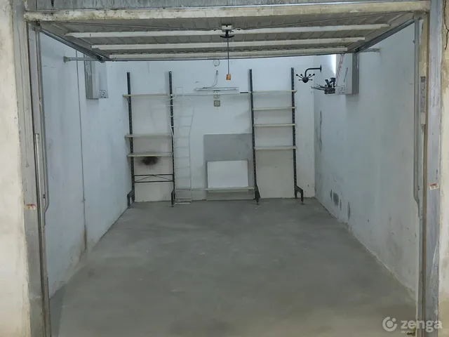 Eladó garázs Sopron, Ágfalvi úti lakópark 16 nm