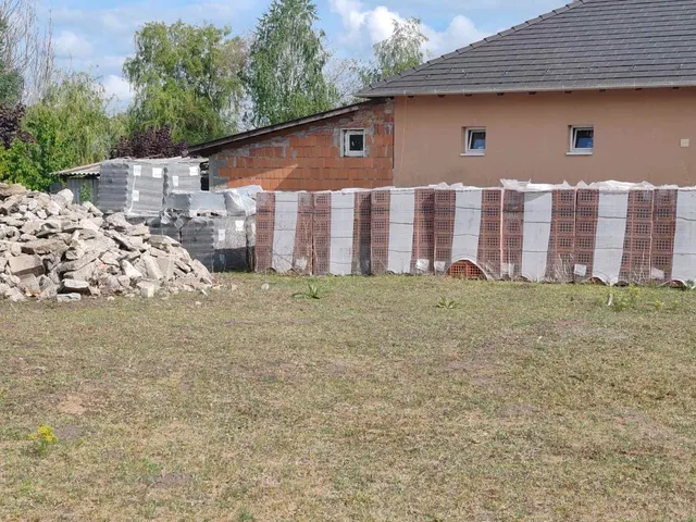Eladó telek Sándorfalva 812 nm