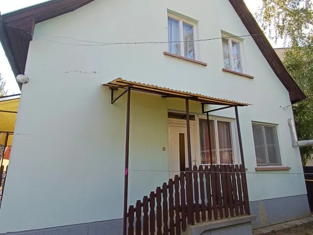 Eladó ház Szentes, Vásárhelyi út, 67 104 nm