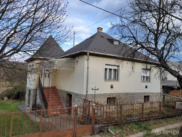 Eladó ház Nagyvisnyó 120 nm