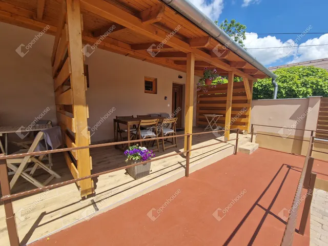 Eladó ház Makó 160 nm