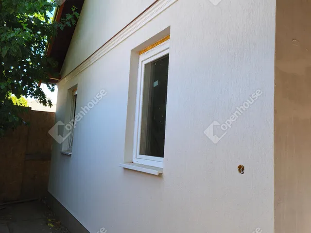 Eladó ház Makó 68 nm