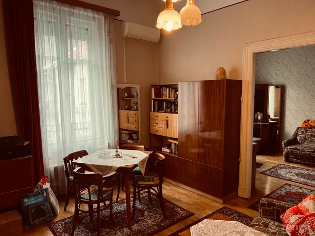 Eladó lakás Budapest VIII. kerület, II. János Pál pápa tér 55 nm