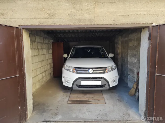 Kiadó garázs Dunakeszi 16 nm