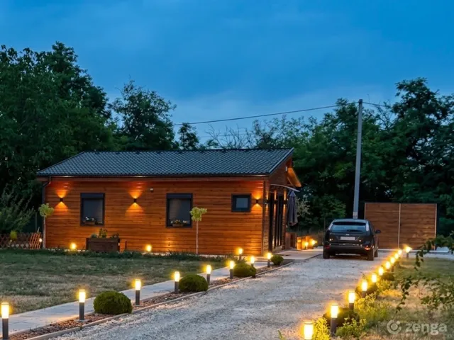 Eladó ház Pusztaszabolcs 37 nm