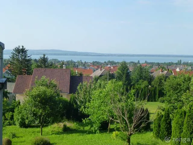 Eladó ház Vonyarcvashegy 140 nm