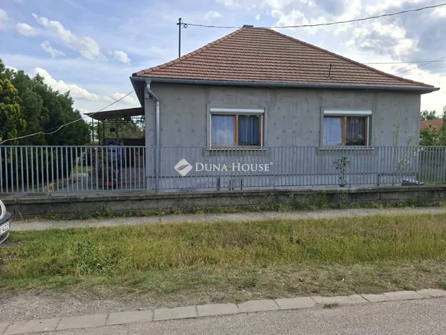 Eladó ház Esztergom 137 nm