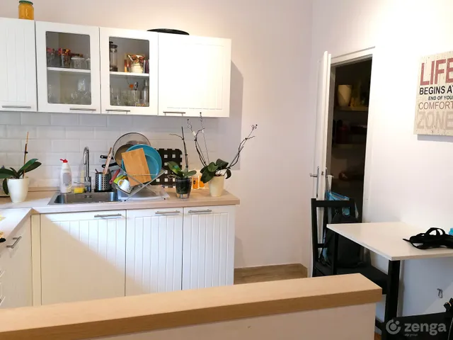 Eladó lakás Budapest VIII. kerület, II. János Pál pápa tér 71 nm