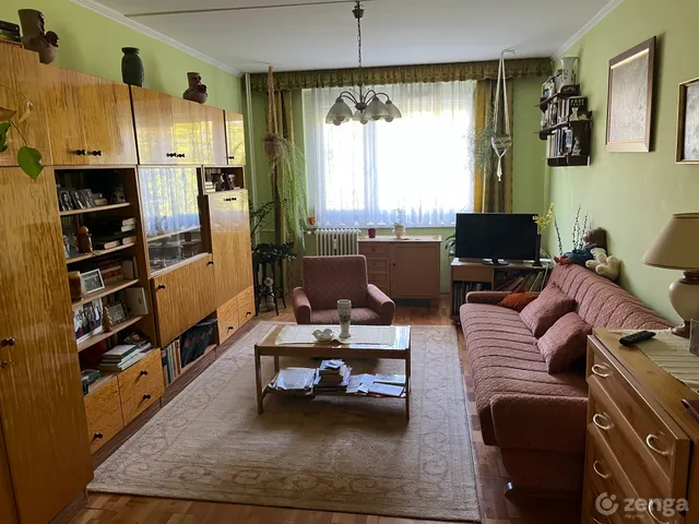 Eladó lakás Győr, Adyváros 53 nm