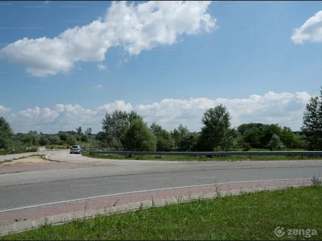 Eladó telek Vecsés 100000 nm