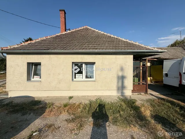 Eladó ház Bátya 70 nm