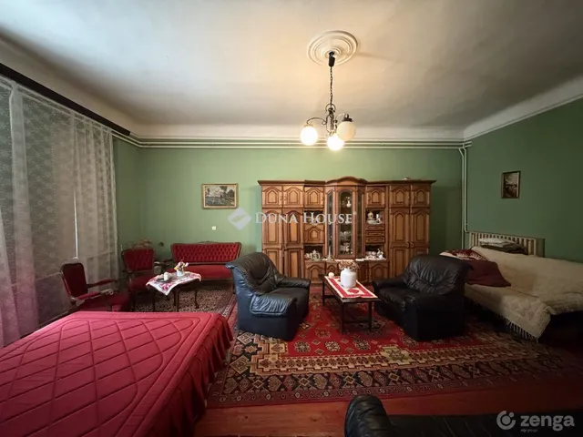 Eladó ház Kalocsa 200 nm