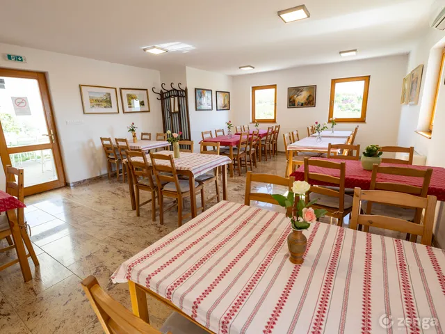 Eladó mezőgazdasági ingatlan Mindszentkálla 400 nm