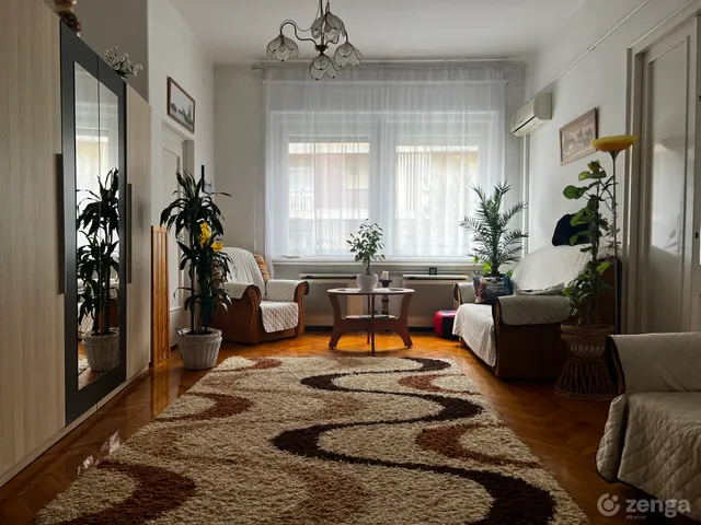 Eladó lakás Szolnok 82 nm