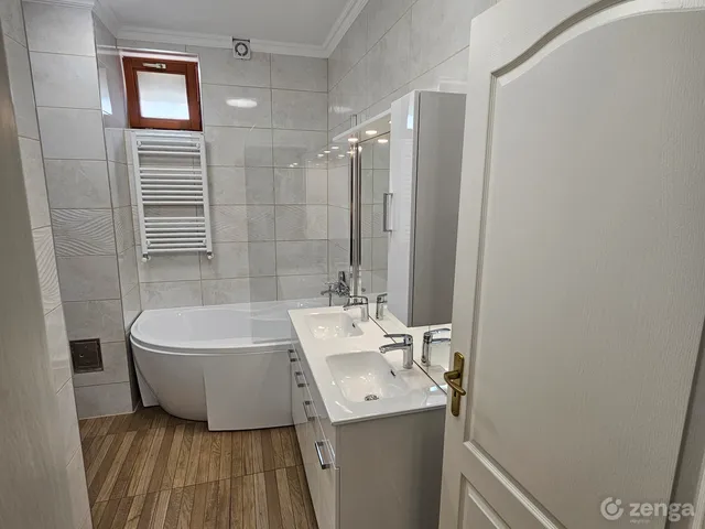 Eladó lakás Budapest XX. kerület, Kossuthfalva 79 nm