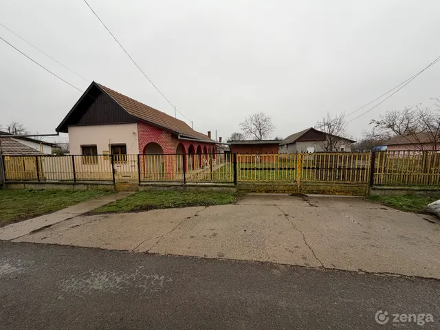 Eladó ház Gyomaendrőd, Gyoma 140 nm