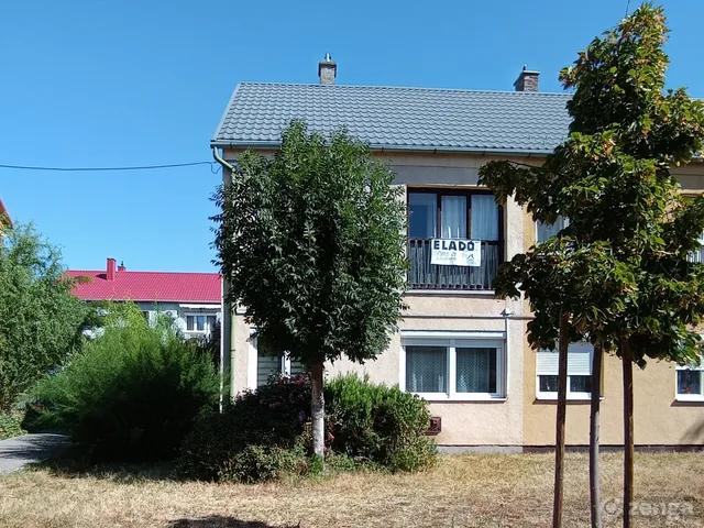 Eladó ház Cegléd 92 nm