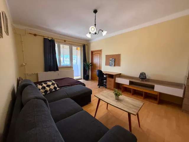 Eladó lakás Pécs, Uránváros 54 nm