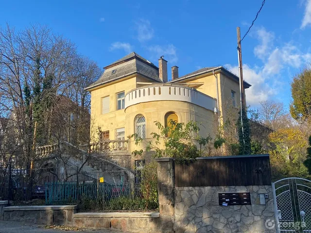 Eladó lakás Budapest XII. kerület, Orbánhegy 96 nm