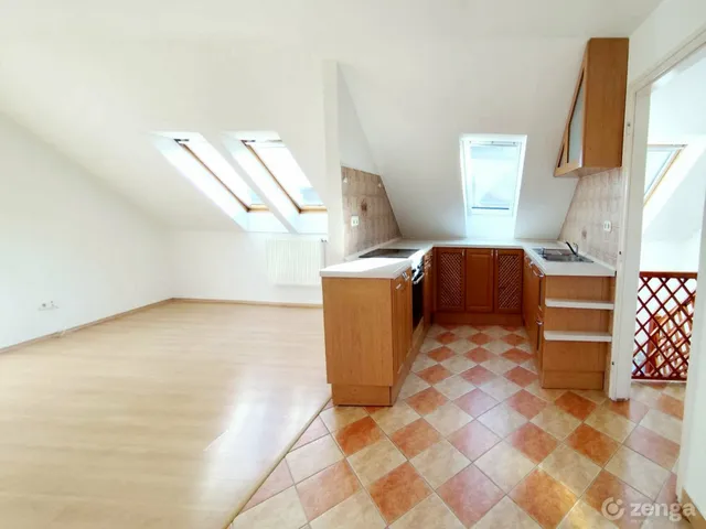 Eladó lakás Sopron, Ravazd utcai lakótelep 61 nm