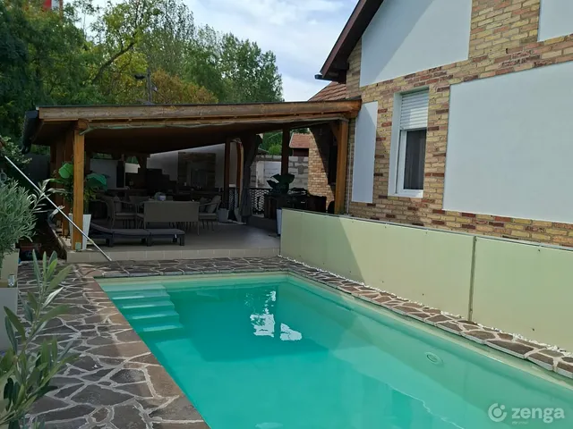 Eladó ház Üllő 134 nm