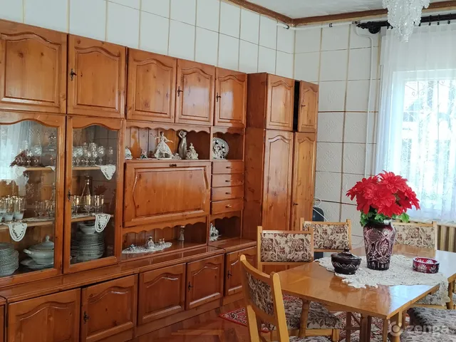 Eladó ház Jászberény 187 nm