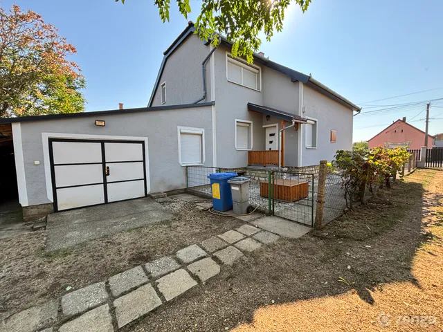 Eladó ház Nemesszalók 185 nm