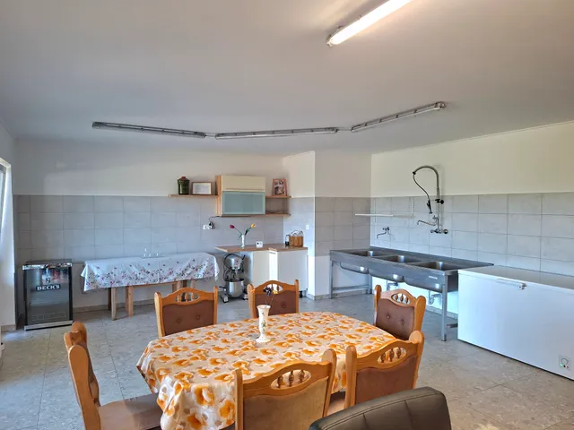 Eladó ház Nemesbük 206 nm