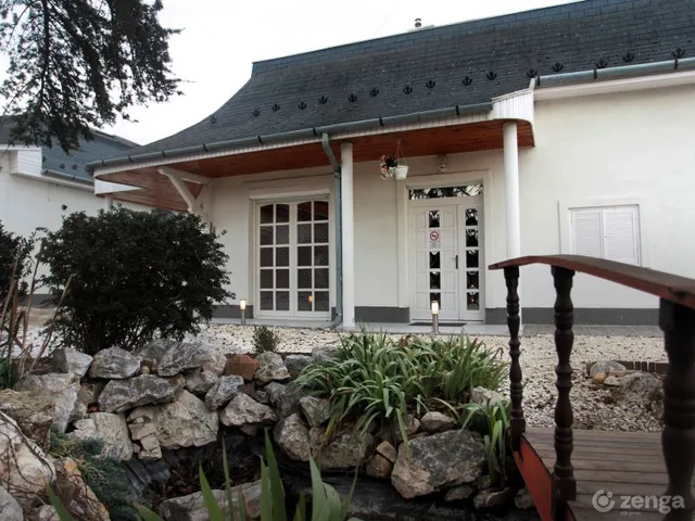 Eladó ház Érd 220 nm