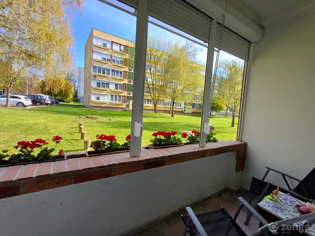 Eladó lakás Vác, Deákvár 53 nm